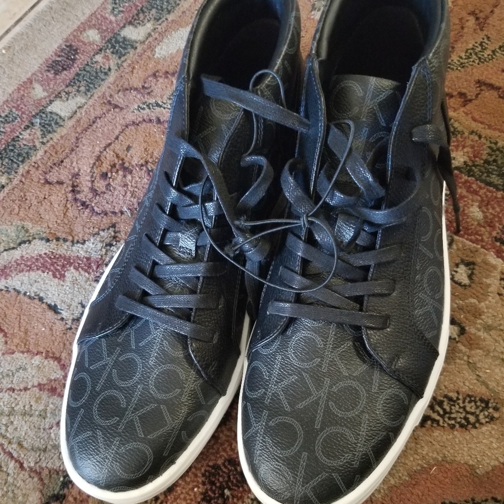 Calvin Klein Men high top shoes
